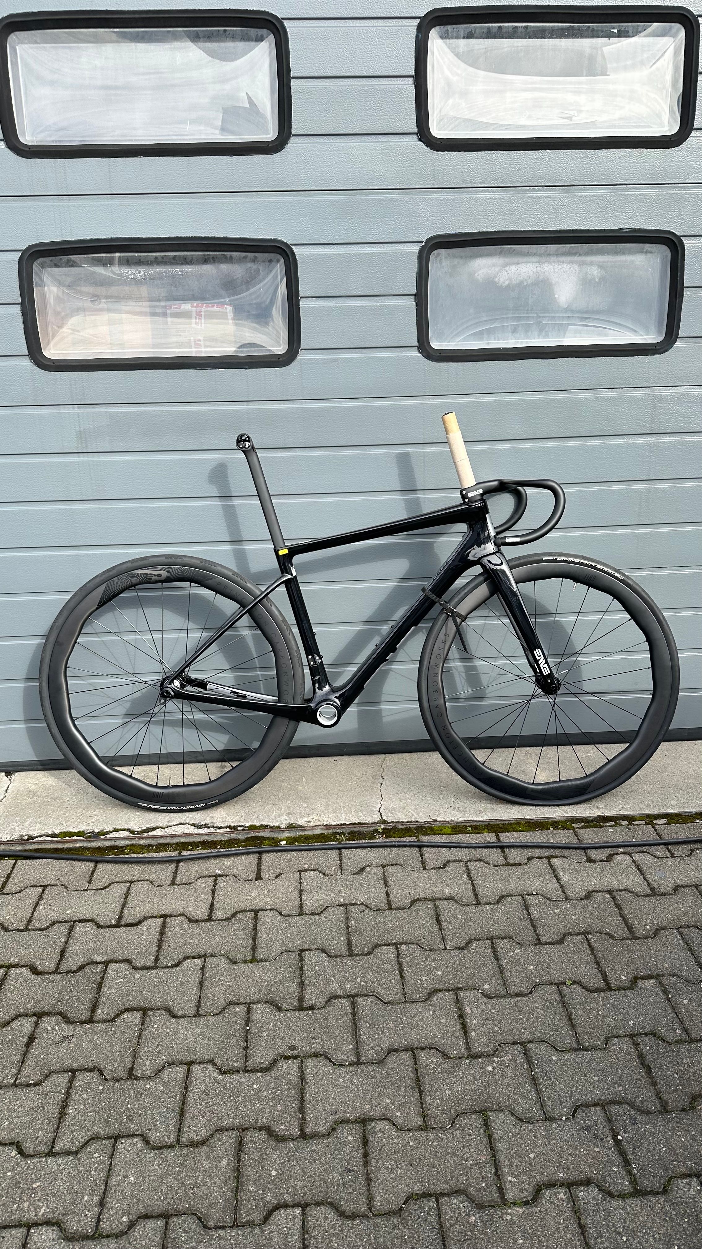 Enve Melee - Gloss ENVE Black Frameset 2025