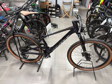 Used Scott Spark RC Comp 2023 2023 Mountainbike, Blue, 29 — image 2 of 4
