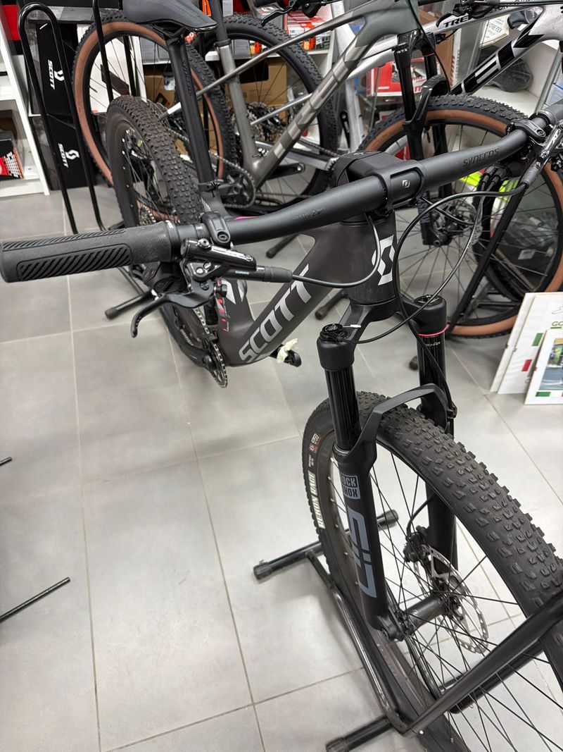 Gebrauchtes Scott Spark RC Team 2025 2025 Mountainbike, Schwarz, 29 — Bild 4 von 4