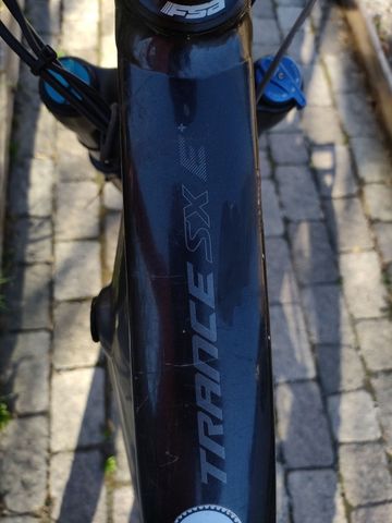 Used Giant Trance Shimano Deore XT 2019 Mountainbike, Black — image 2 of 11