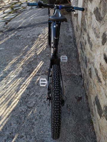 Used Giant Trance Shimano Deore XT 2019 Mountainbike, Black — image 4 of 11