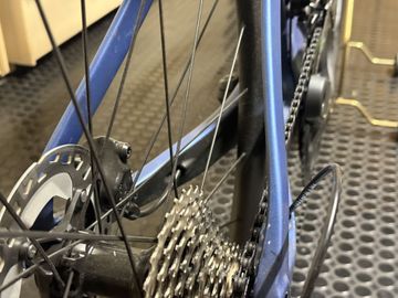 Gebrauchtes Gara+ Custom Shimano Ultegra 2022 Road & Gravel, Blau — Bild 8 von 9