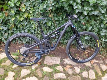 Yeti SB150 C1 2023 2025 Mountainbike d'occasion — image 2 sur 10