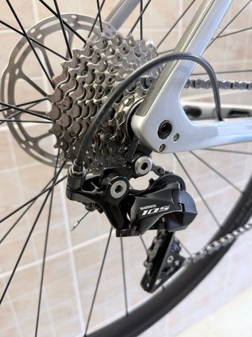 Trek Domane SL 5 2022 2022 Road & Gravel de segunda mano, Gris claro — imagen 8 de 10