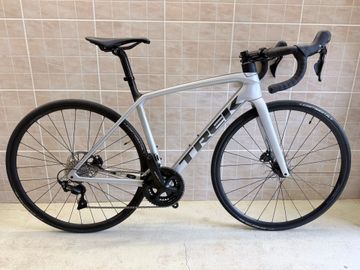 Trek Domane SL 5 2022 2022 Road & Gravel de segunda mano, Gris claro — imagen 3 de 10