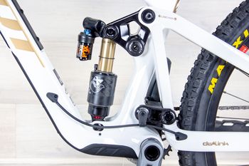 Used Pivot Firebird Pro 2025 Mountainbike, White, 29 — image 16 of 20