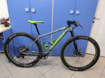 Used Cannondale F-Si Team 2018 2018 Mountainbike, Light Gray, 29 — image 2 of 8