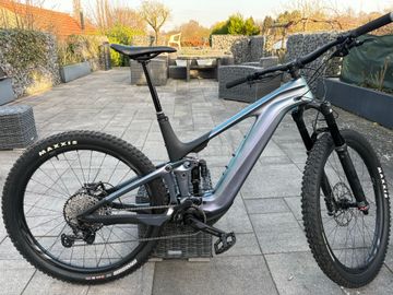 Tweedehands Giant Trance X Advanced E+ 1 2023 2023 Mountainbike — afbeelding 1 van 9