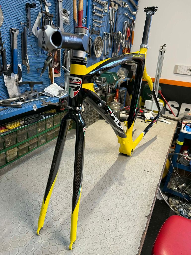 Used roi ANTARES. Fullcarbon. Frameset 2007 Road & Gravel — image 8 of 17