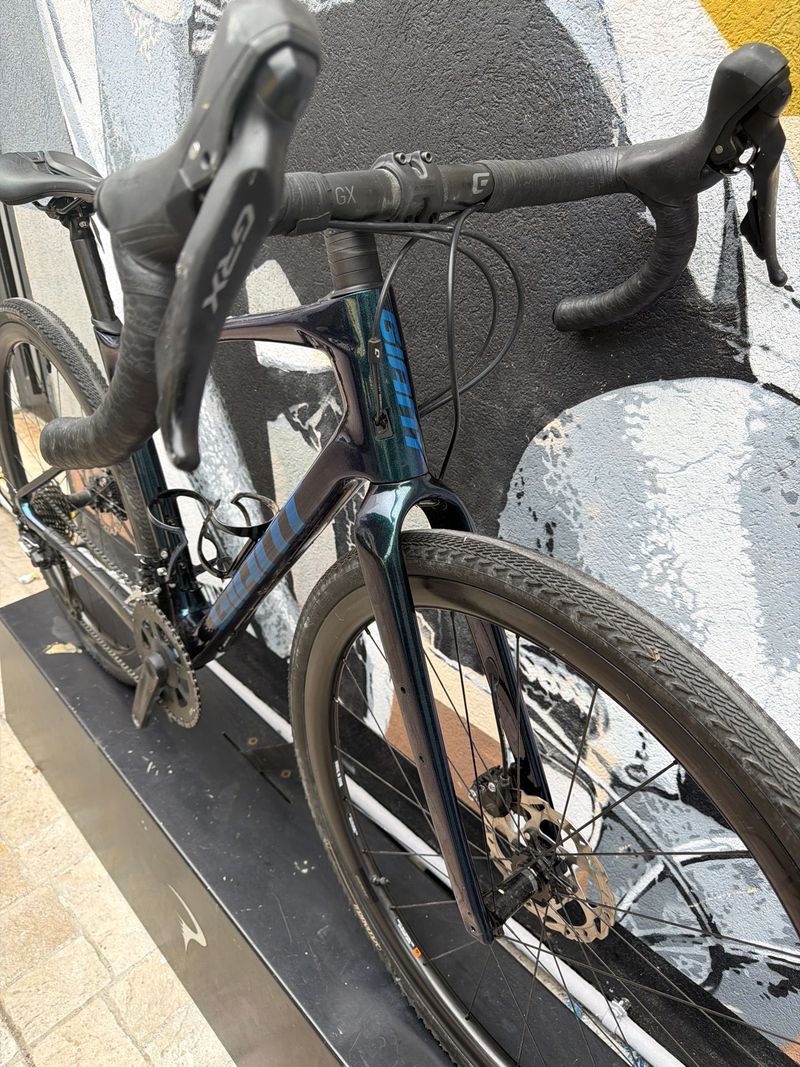 Giant Revolt Advanced 0 2024 2024 Road & Gravel de segunda mano, Azul — imagen 4 de 5