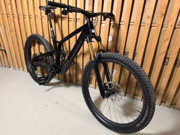 Käytetty Trek Fuel ex SRAM X0 Eagle AXS (T-Type) 2025 Mountainbike — kuva 3 / 21