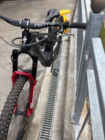 Used Specialized Turbo Levo Sram Eagle Transmission GX 2023 Mountainbike, Black — image 3 of 6