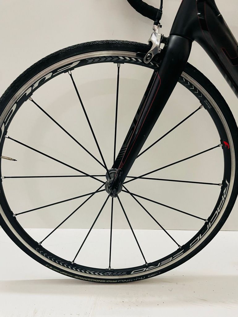 Used Specialized Tarmac SRAM Rival 2014 Road & Gravel, Red — image 8 of 10