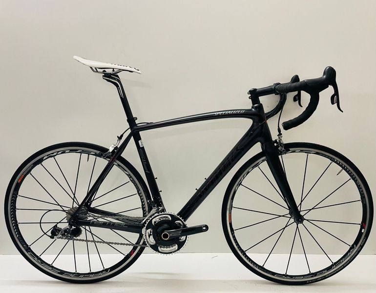 Used Specialized Tarmac SRAM Rival 2014 Road & Gravel, Red — image 1 of 10