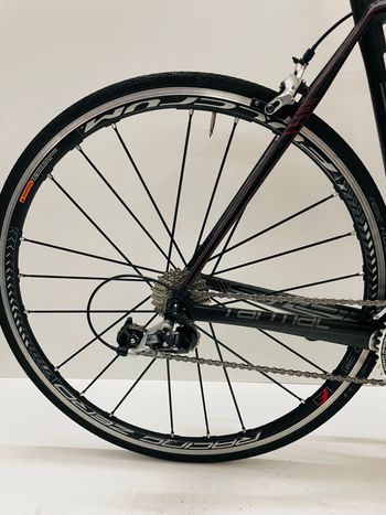 Used Specialized Tarmac SRAM Rival 2014 Road & Gravel, Red — image 5 of 10