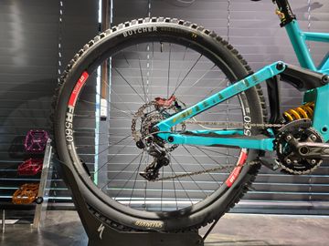 Brugt Specialized Demo Race 29 2020 Mountainbike — billede 5 af 5