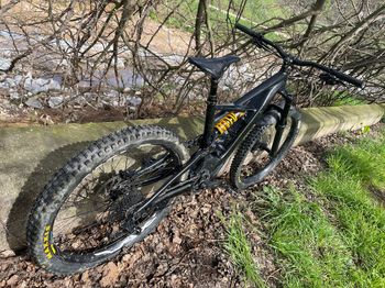 Used Specialized Turbo Kenevo Expert 6Fattie 2018 2018 Mountainbike, Black, 27.5 (650B) — image 2 of 11