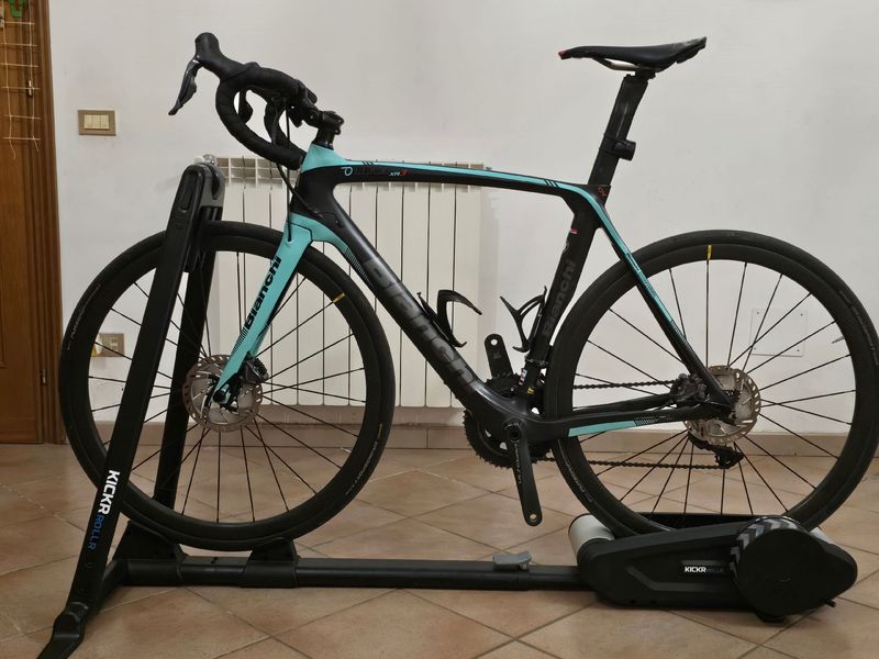 Used Bianchi Oltre XR3 Disc Ultegra Di2 2019 2019 Road & Gravel