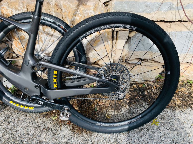 Gebrauchtes Scott Spark 900 Ultimate 2024 2024 Mountainbike, Schwarz, 29 — Bild 6 von 8