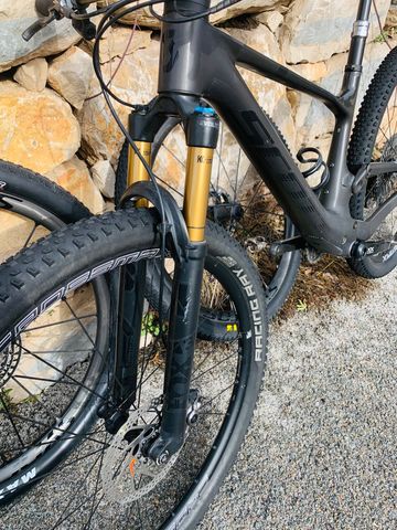 Gebrauchtes Scott Spark 900 Ultimate 2024 2024 Mountainbike, Schwarz, 29 — Bild 8 von 8