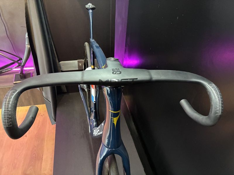 Used Pinarello Crossista F Frameset 2024 Road & Gravel, Blue — image 4 of 5