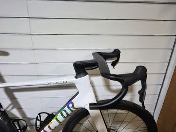 Used Factor Ostro SRAM Force eTap AXS 2026 Road & Gravel, White — image 4 of 7