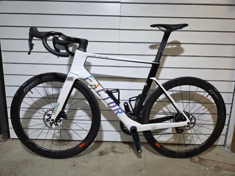 Used Factor Ostro SRAM Force eTap AXS 2026 Road & Gravel