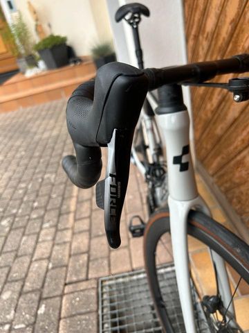 CUBE SRAM Force eTap AXS 2023 Road & Gravel de segunda mano, Gris claro — imagen 3 de 5
