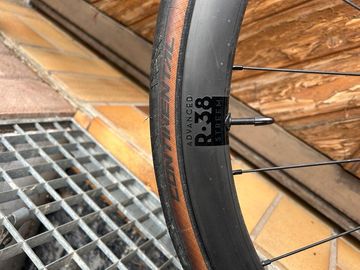 CUBE SRAM Force eTap AXS 2023 Road & Gravel de segunda mano, Gris claro — imagen 4 de 5
