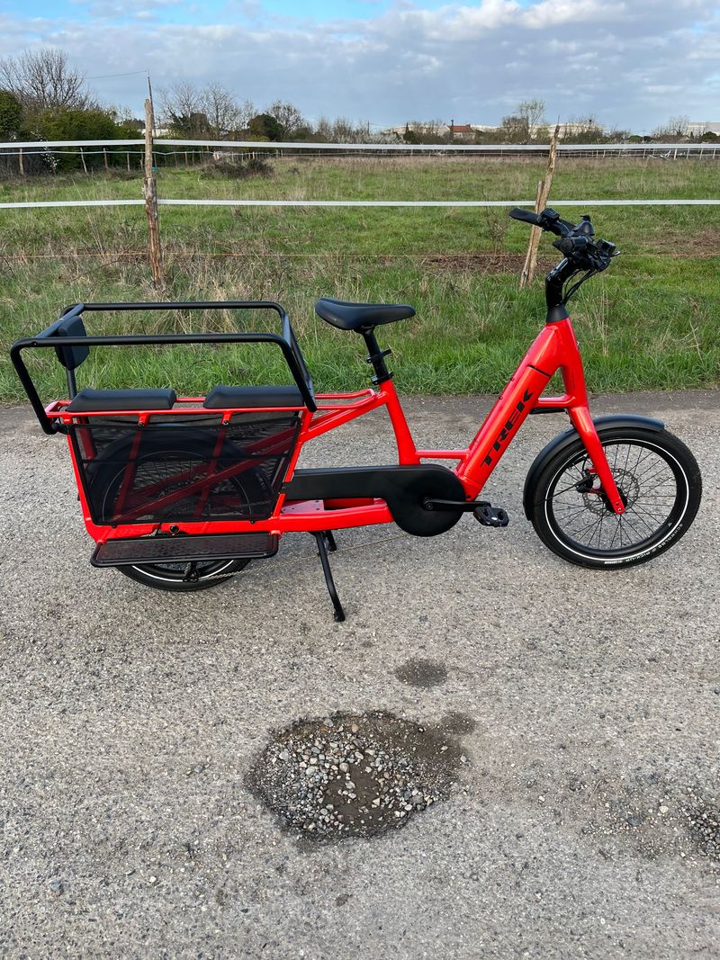Použité Trek Fetch+ 2 2025 2025 Urban & Touring