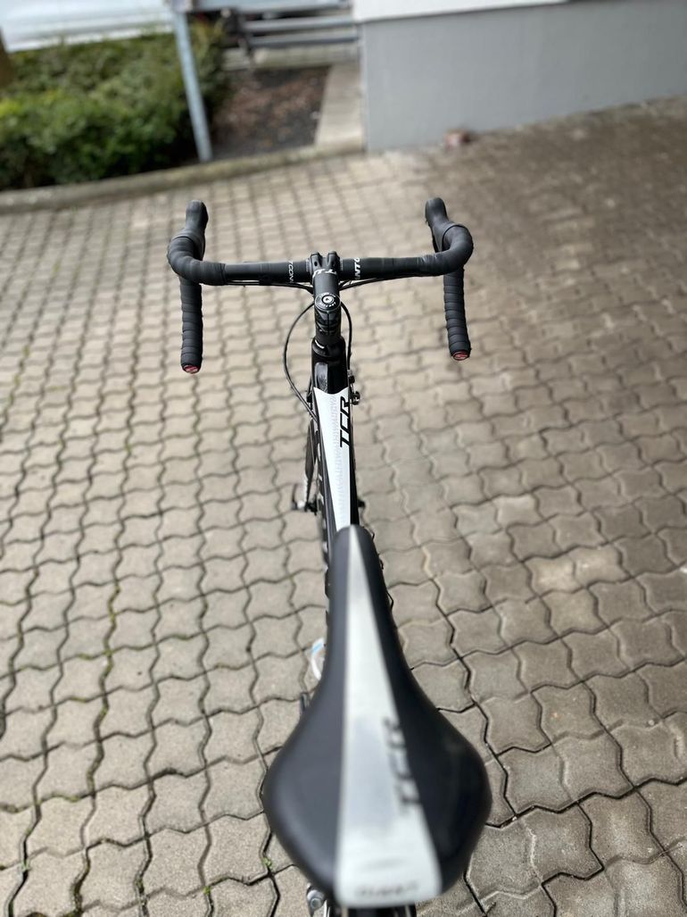 Used Giant TCR Advanced 2012 2012 Road & Gravel, Black — image 3 of 9