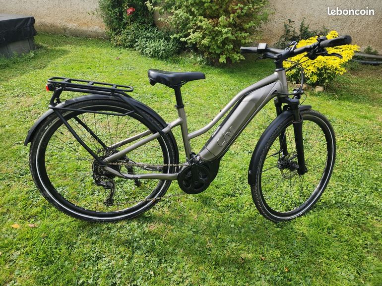 Used Giant Amiti E+3 2023 Road & Gravel, Hellgrau — image 2 of 6