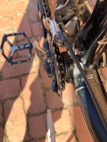 Used Specialized Stumpjumper Shimano Deore XT 2012 Mountainbike, Red — image 4 of 13