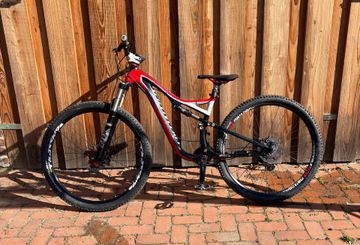 Used Specialized Stumpjumper Shimano Deore XT 2012 Mountainbike, Red — image 2 of 13