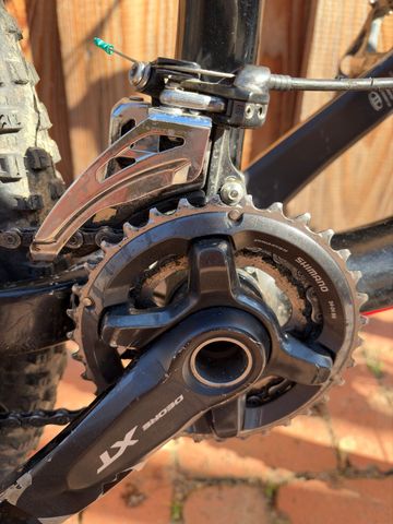 Used Specialized Stumpjumper Shimano Deore XT 2012 Mountainbike, Red — image 3 of 13