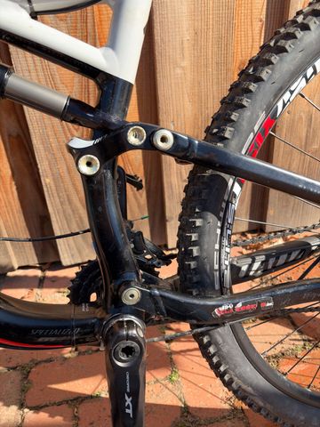 Used Specialized Stumpjumper Shimano Deore XT 2012 Mountainbike, Red — image 11 of 13