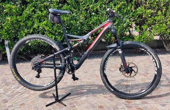 Used Specialized Stumpjumper FSR Expert Carbon 29 2016 Mountainbike — image 7 of 7