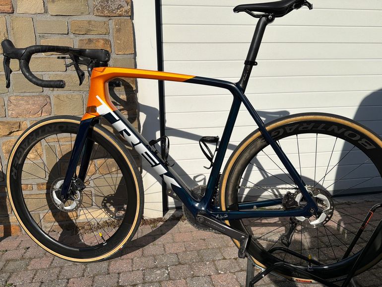 Used Trek Émonda SLR 7 2022 2022 Road & Gravel, Blue — image 2 of 8