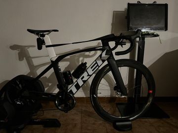Used Trek madone Custom Shimano Dura Ace Di2 2021 Road & Gravel, Black — image 3 of 15