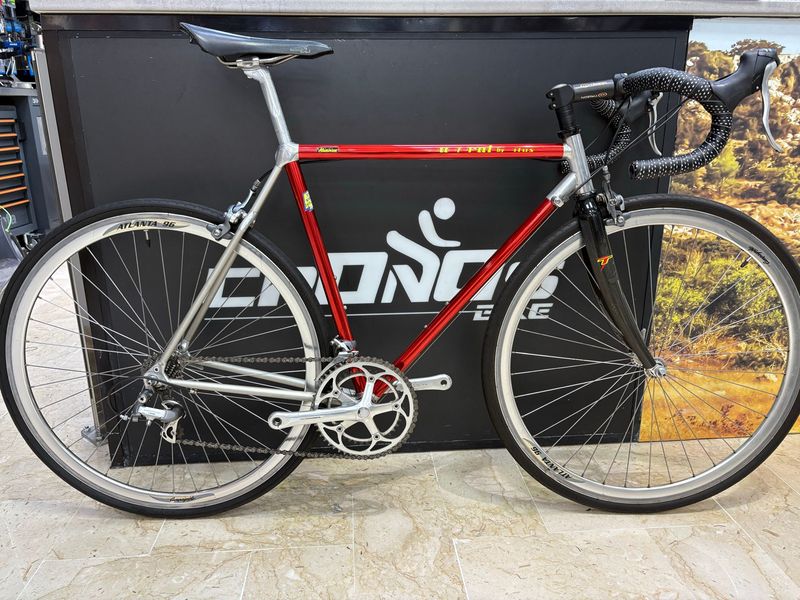 Used Futural Custom Shimano 600 1986 Road & Gravel