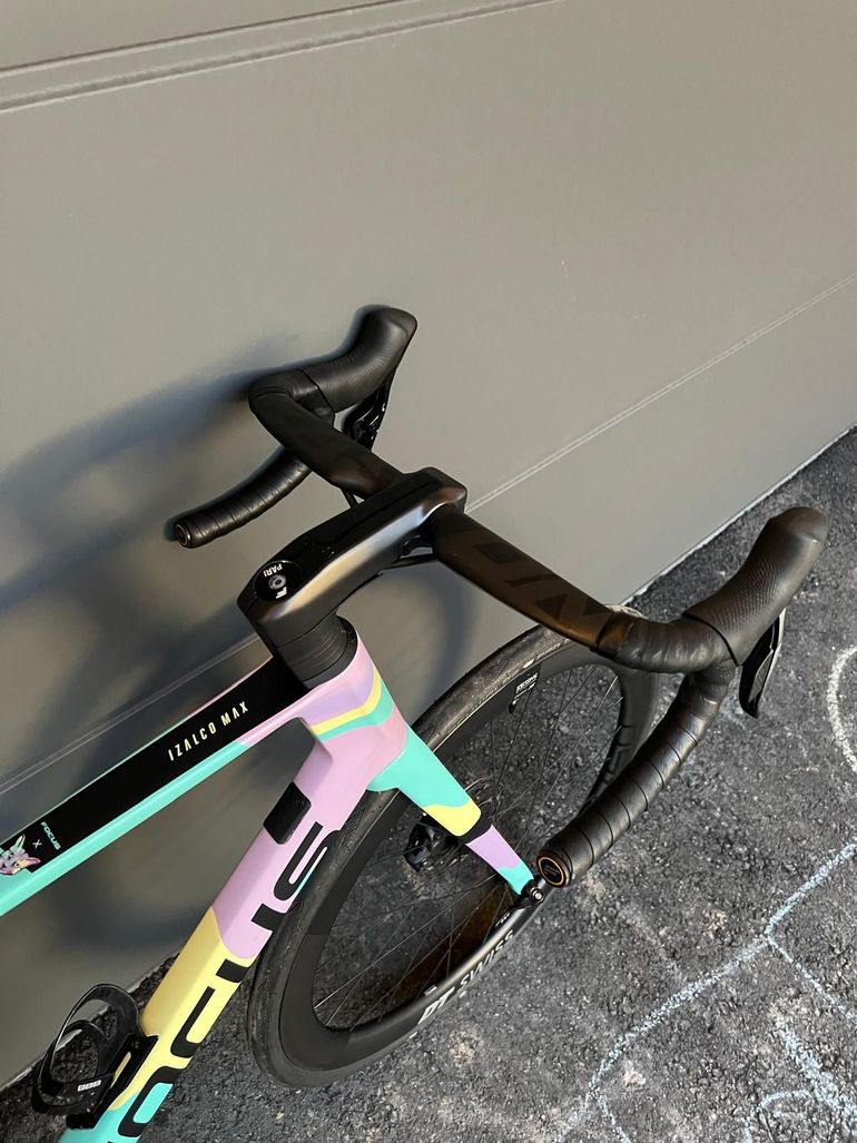 Used Focus IZALCO MAX DISC PARI 2022 2022 Road & Gravel — image 3 of 15
