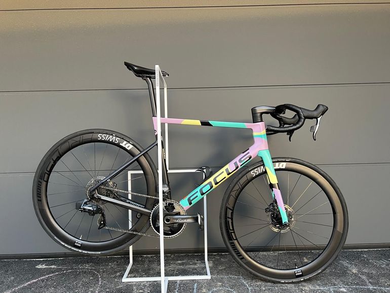 Used Focus IZALCO MAX DISC PARI 2022 2022 Road & Gravel — image 15 of 15