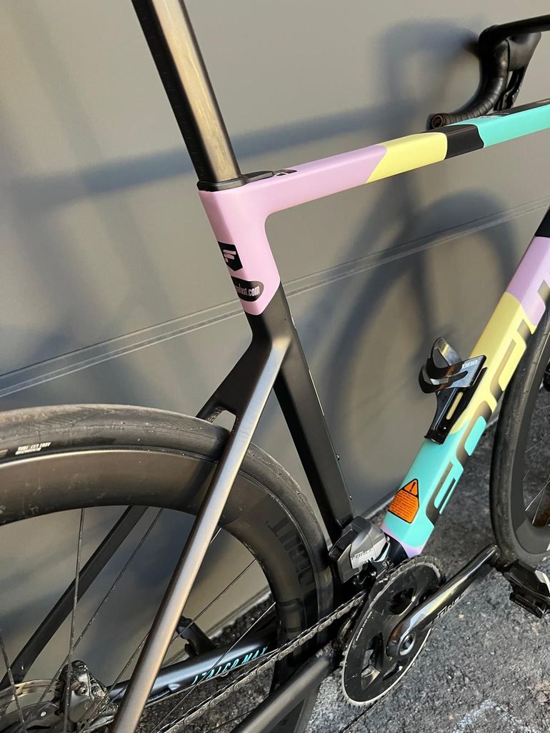 Used Focus IZALCO MAX DISC PARI 2022 2022 Road & Gravel — image 6 of 15