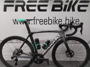 Bianchi, Oltre XR3 - Ultegra Di2 2022