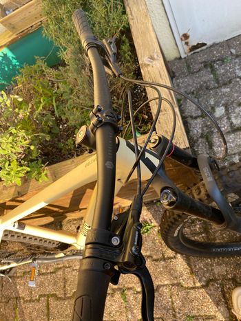 Used Rose BONERO 1 2023 2023 Mountainbike, Weiß, 27.5, 29 — image 6 of 6