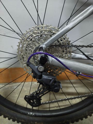 Used Custom Custom Shimano Deore 2026 Mountainbike, Light Gray — image 8 of 13