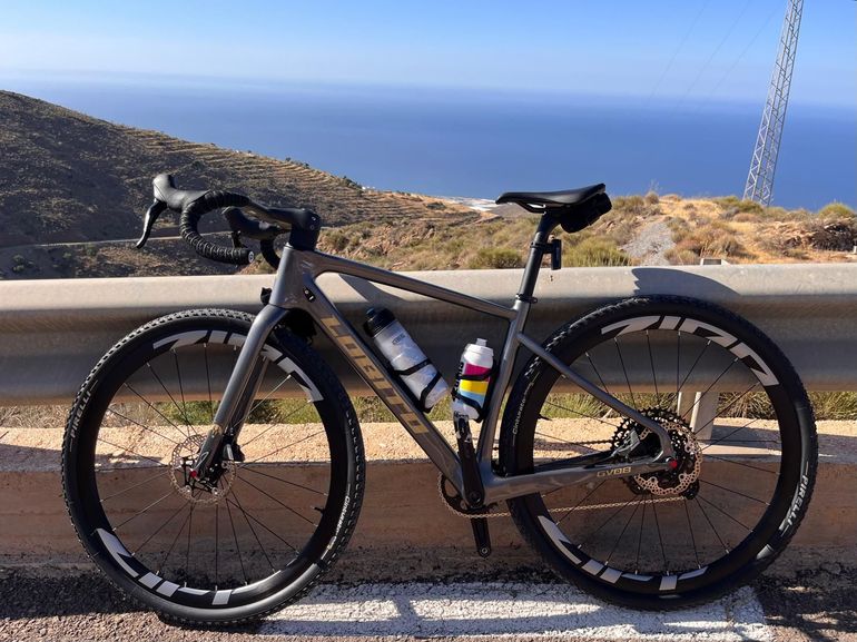Used Lobito Lobito GV08 Carbono (mejoras Superando A GV10) 2024 Road & Gravel, Light Gray — image 4 of 5
