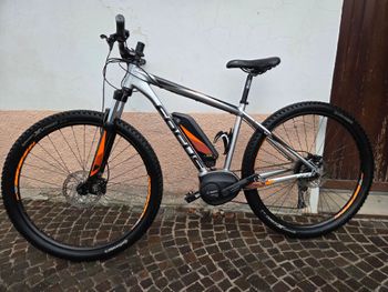 Used Focus JARIFA² EX Active 2018 2018 Mountainbike, Hellgrau, 27.5 — image 2 of 4