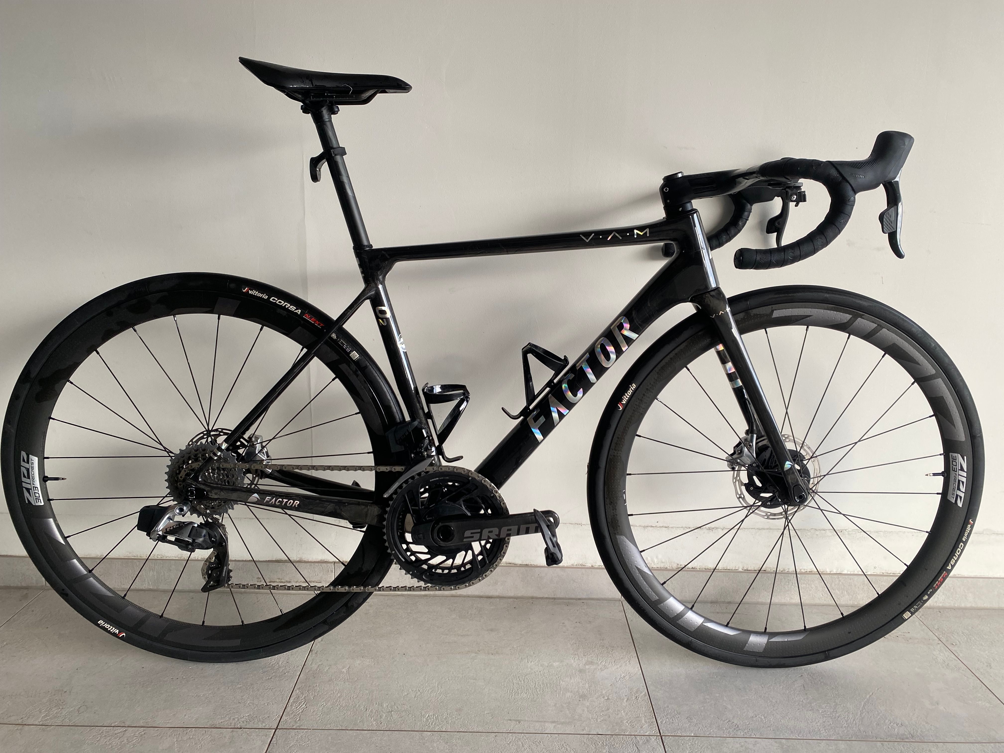 Factor O2 V.A.M Disc Carbon | buycycle