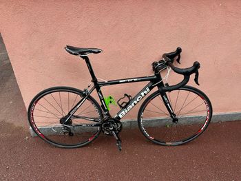 Used Bianchi Sempre Pro Ultegra 2014 2014 Road & Gravel, Black — image 2 of 9